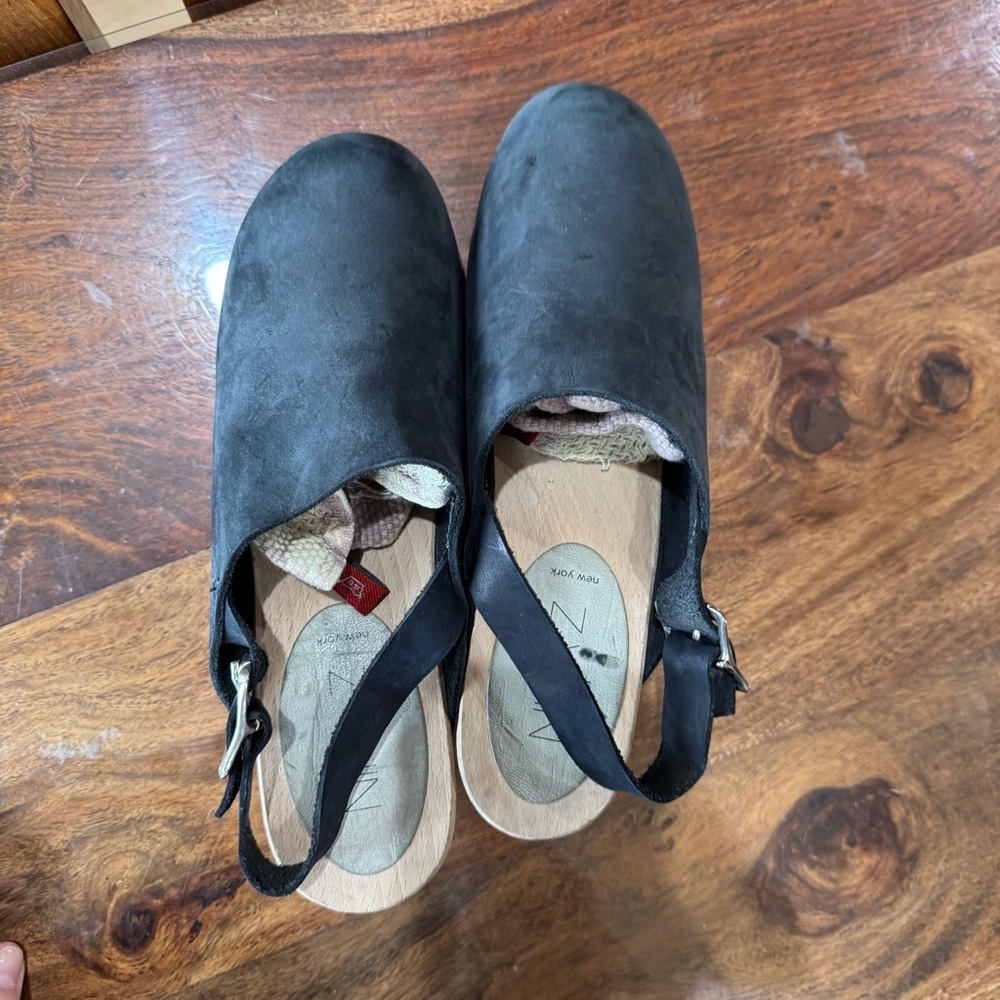 Black Suede Women's Mules with Wooden Heel - Picture 6 of 10